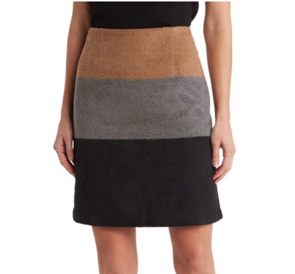 Amanda & Chelsea Brushed Colorblock Mini Skirt in Camel Grey Black Size XS NWT
